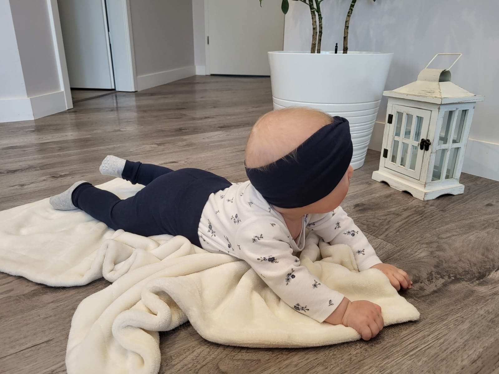 Extra Wide Twist Headband