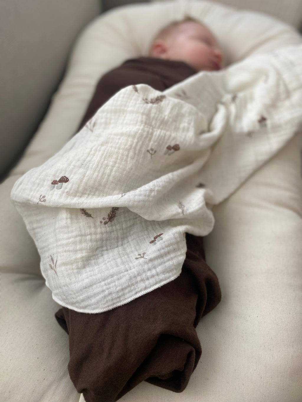 Organic Muslin Burp Cloth - Soft & Absorbent Baby Essential