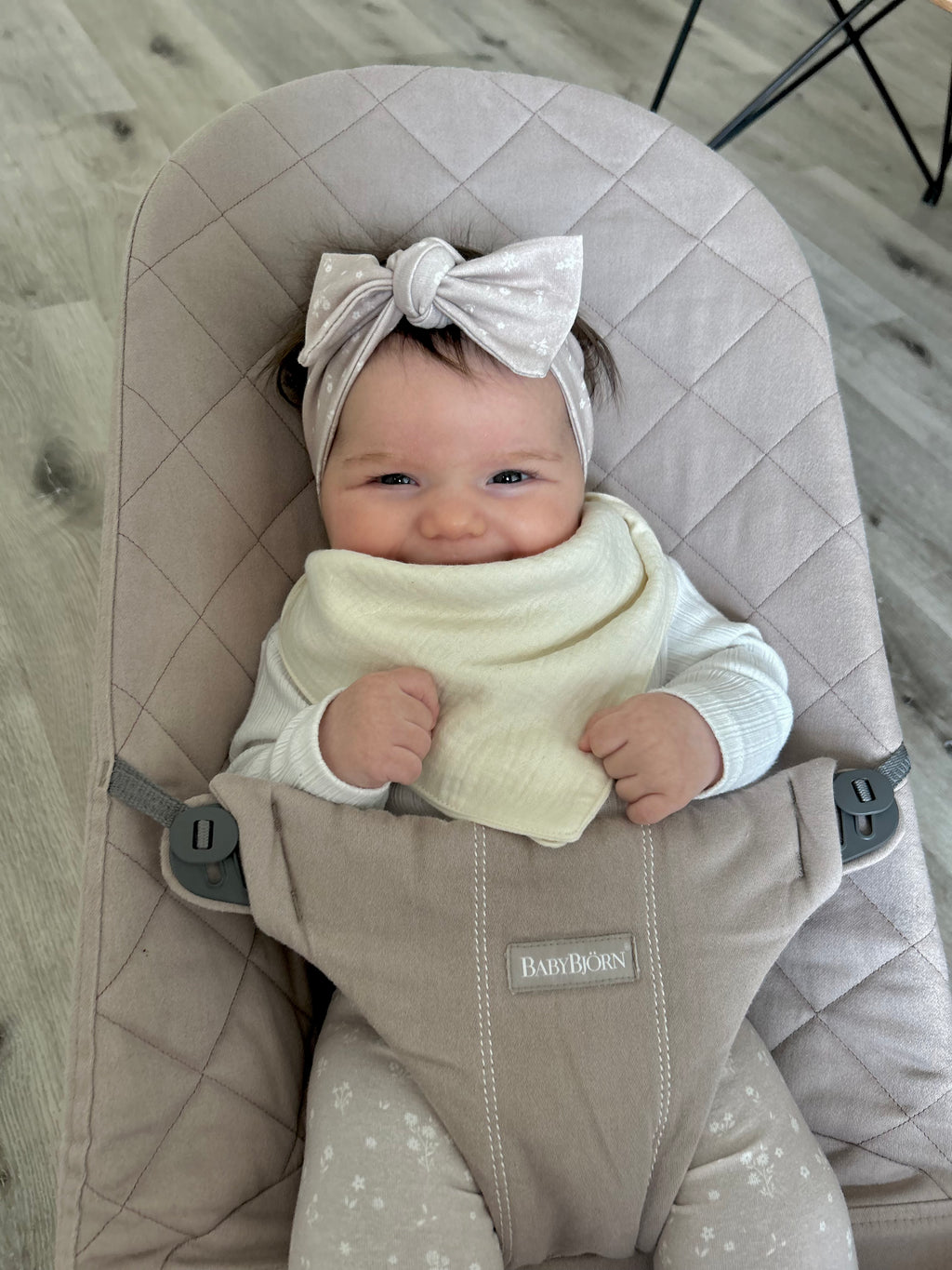 Organic Muslin Bib